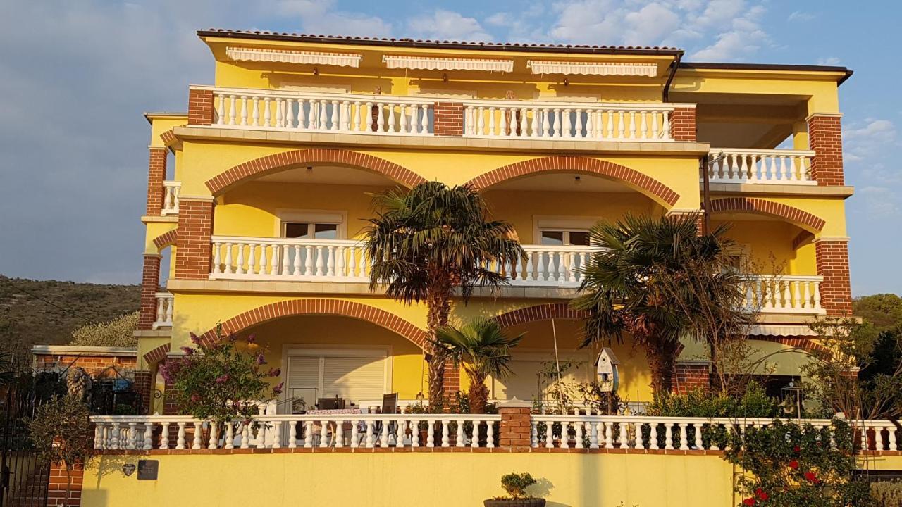 Bed & Breakfast Ruzica Novi Vinodolski Exterior foto